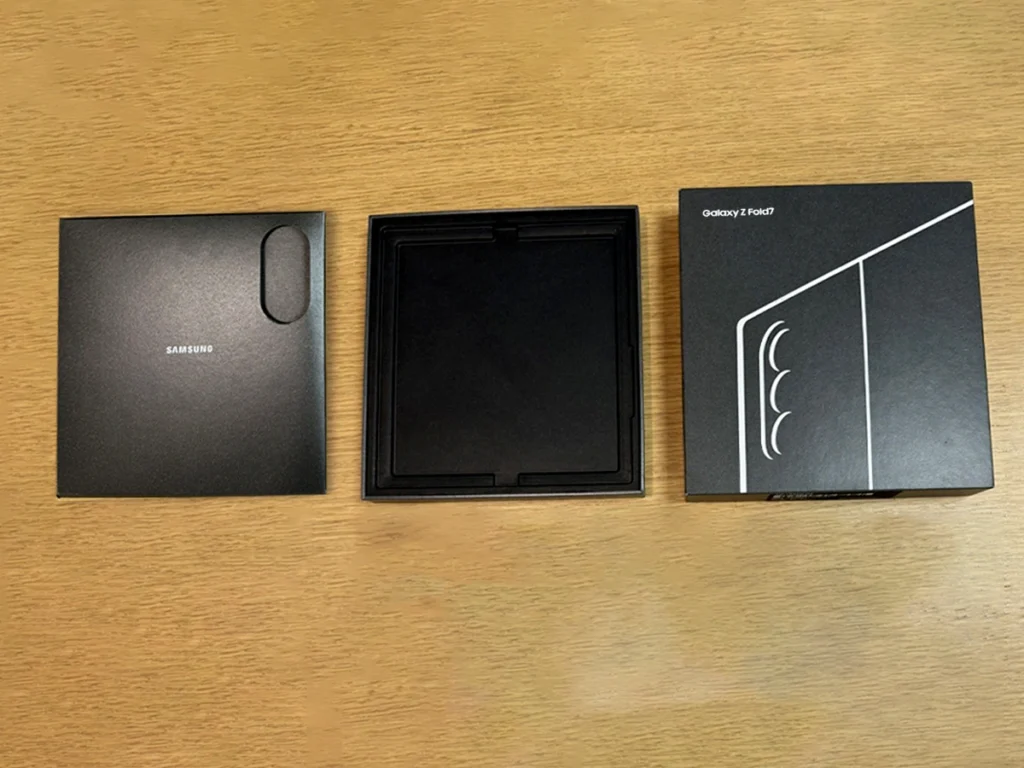 Galaxy Z Fold 7 Box