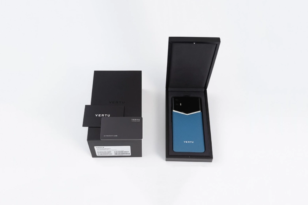 Vertu Packaging